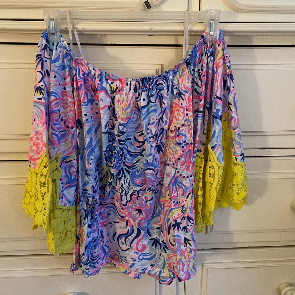 Off the shoulder Lilly top